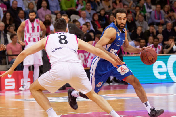 双方在沟通 双方在沟通