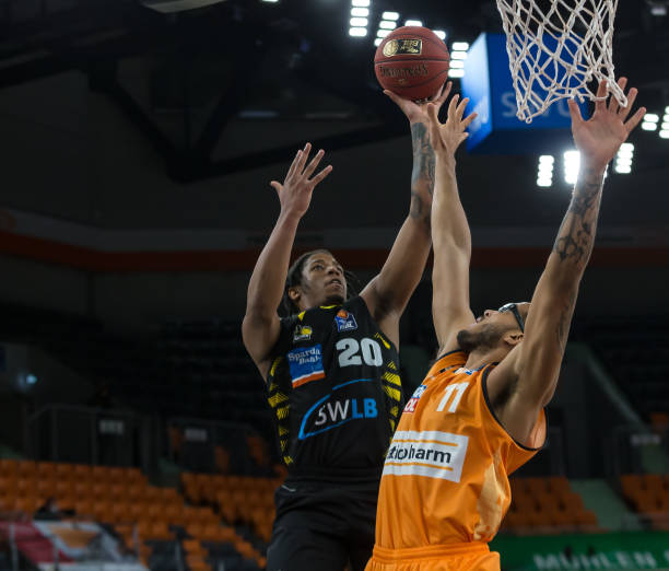 威廉姆斯中 威廉姆斯中