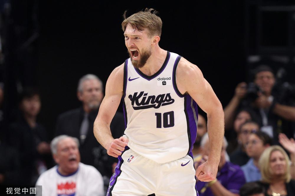 热的前锋终 热的前锋终