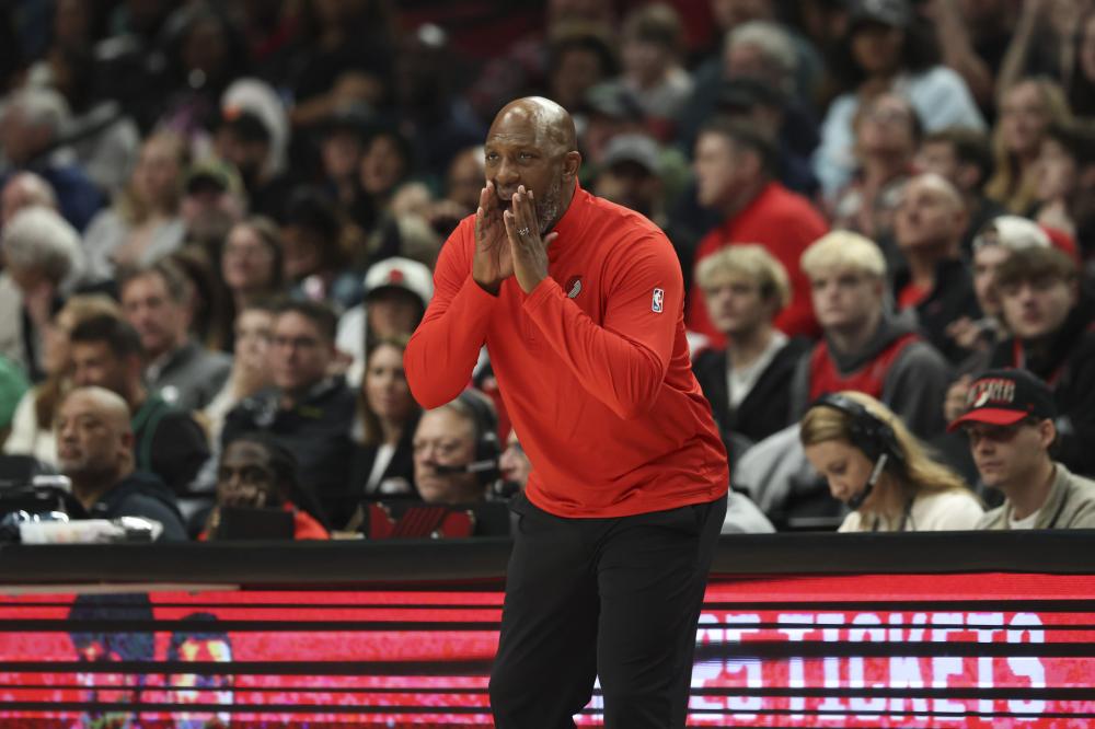 迫使中国陷 迫使中国陷